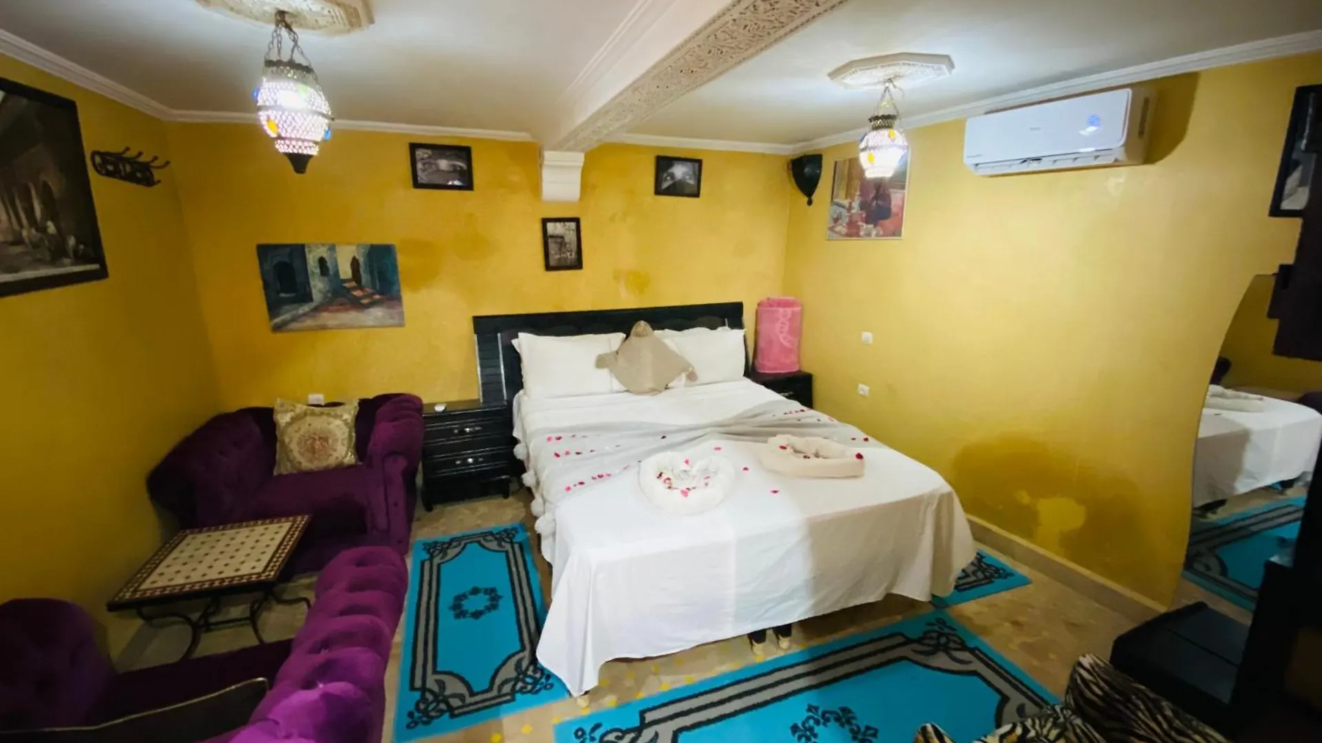 Riad Layla Rouge Marrakesh 2*,  Marocco
